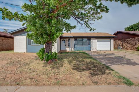 Photo of 7408 Fir Avenue, Lubbock, TX 79404 (MLS # 202605883)