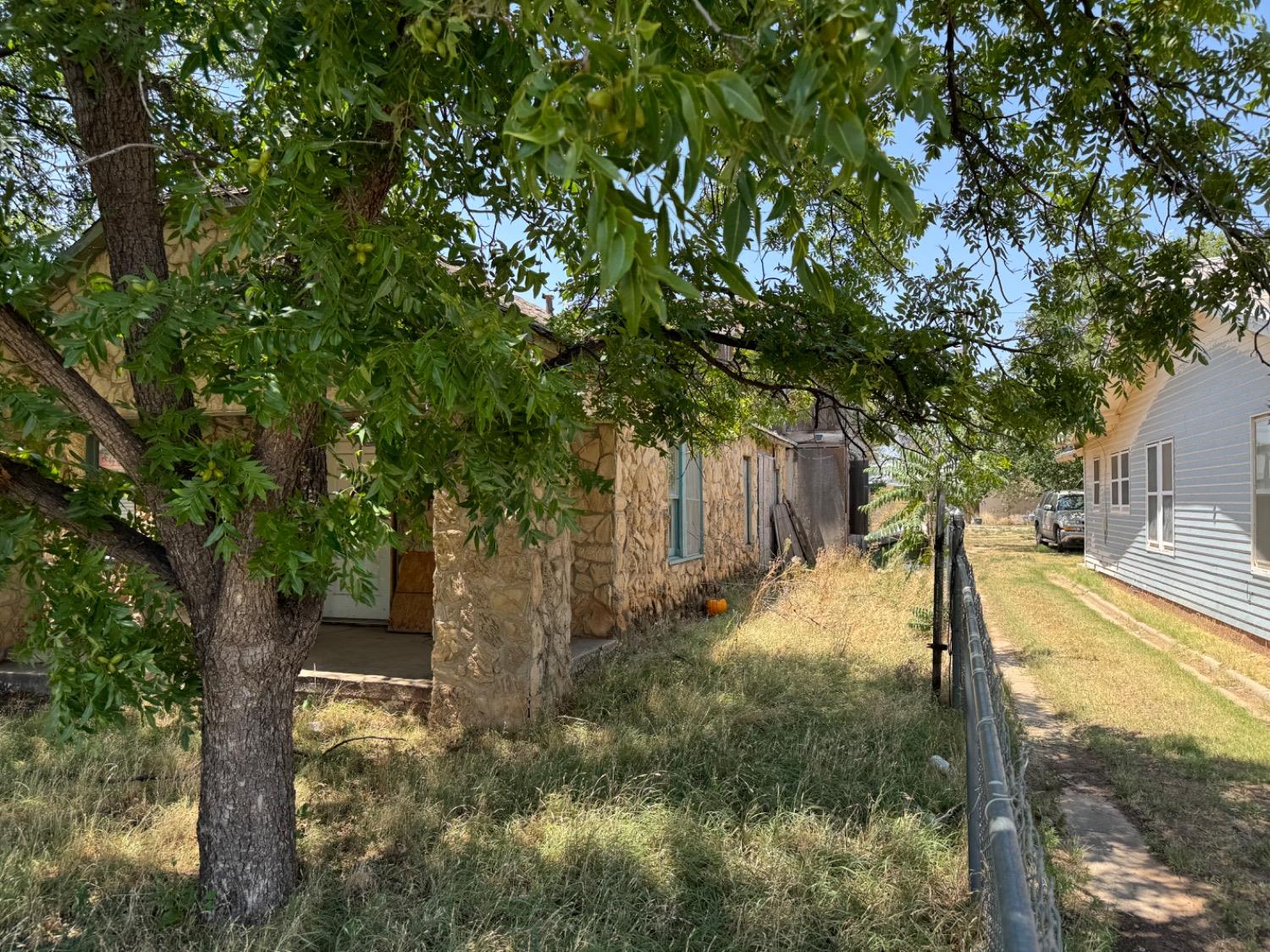 Slaton, Texas 79364, United States, 3 Bedrooms Bedrooms, ,2 BathroomsBathrooms,Residential,Active,51473