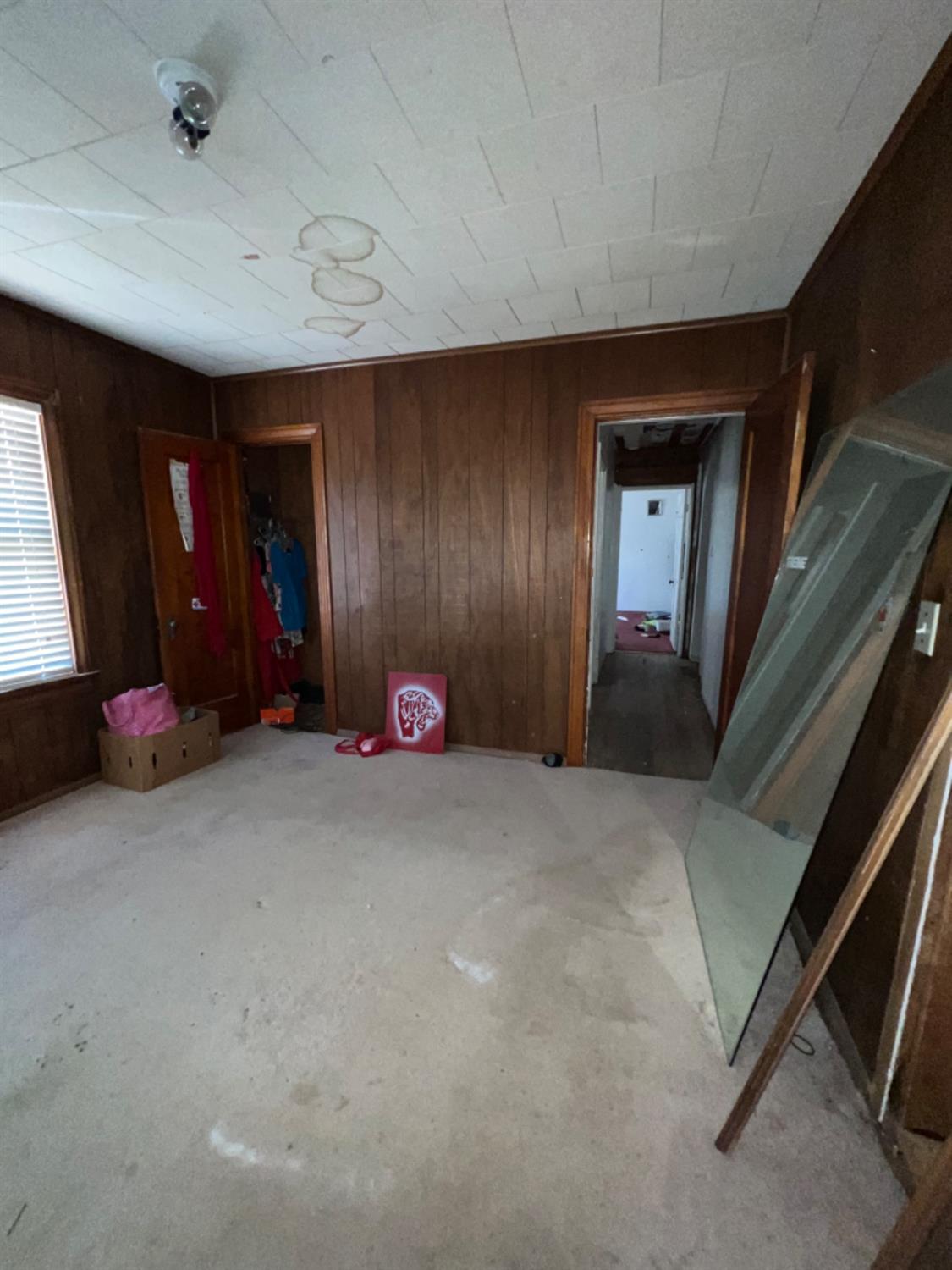 Slaton, Texas 79364, United States, 3 Bedrooms Bedrooms, ,2 BathroomsBathrooms,Residential,Active,51473