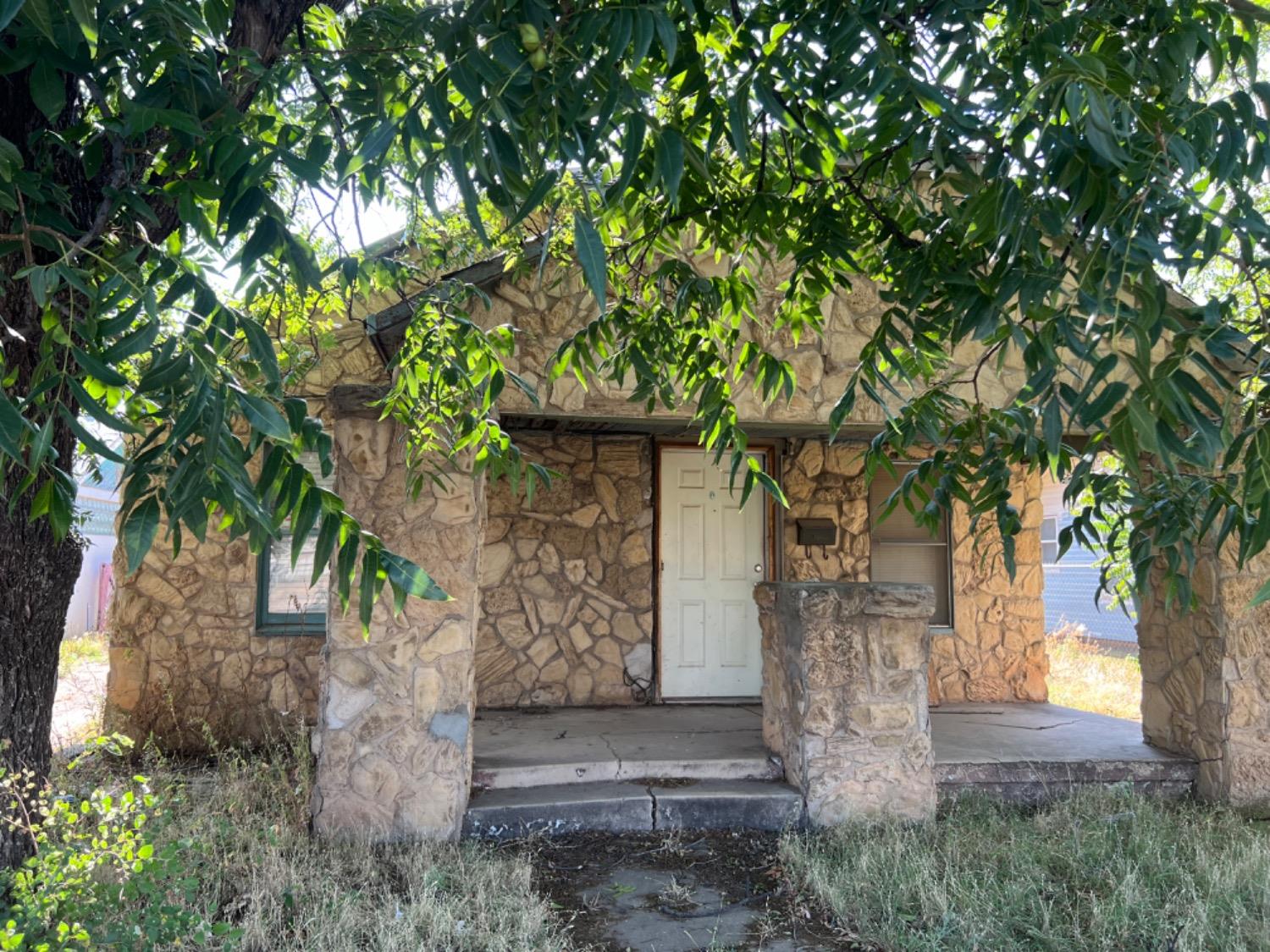 Slaton, Texas 79364, United States, 3 Bedrooms Bedrooms, ,2 BathroomsBathrooms,Residential,Active,51473