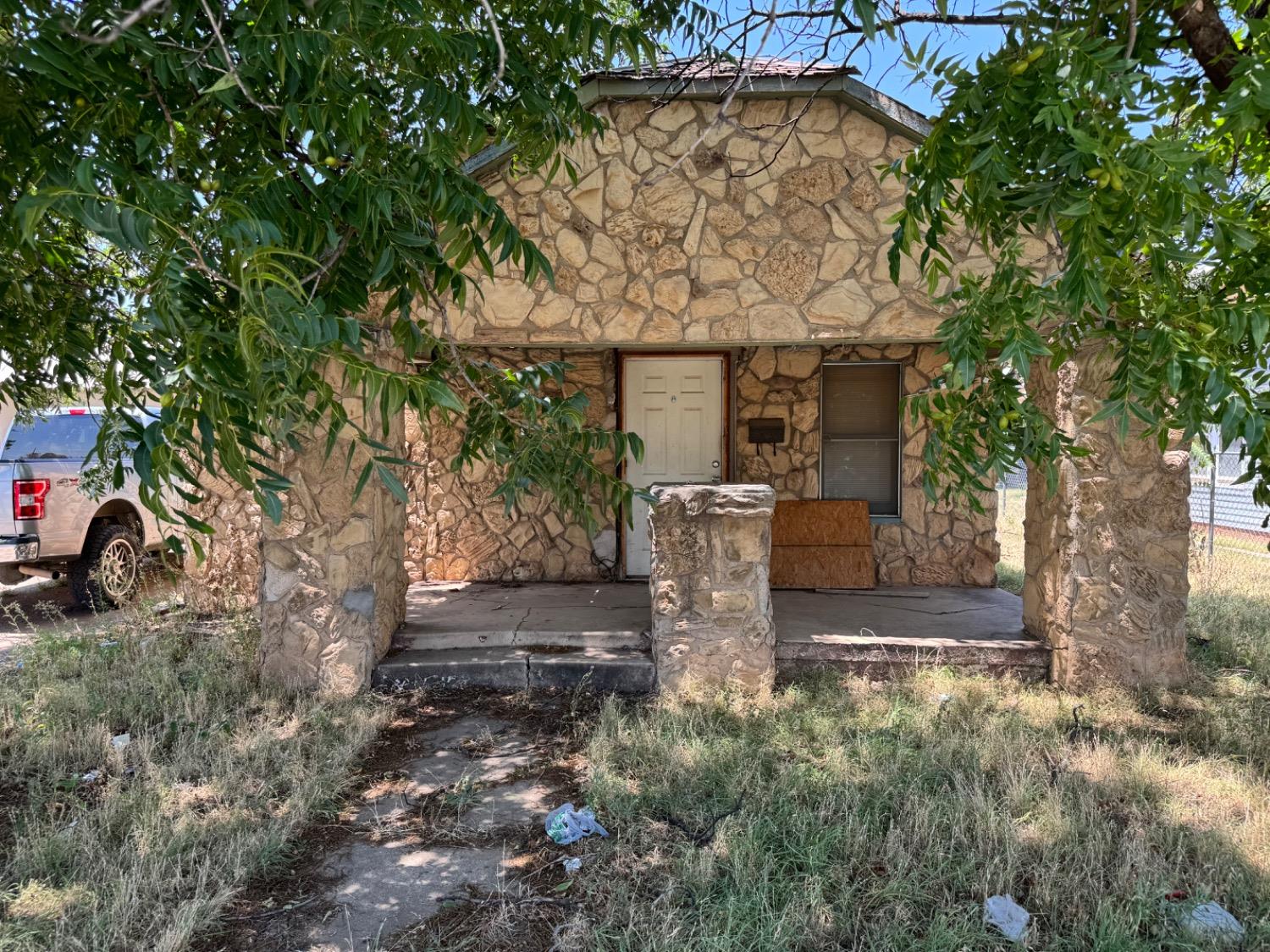 Slaton, Texas 79364, United States, 3 Bedrooms Bedrooms, ,2 BathroomsBathrooms,Residential,Active,51473