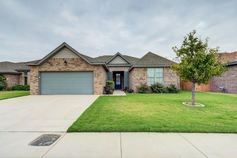 Photo of 2904 136th Street, Lubbock, TX 79423 (MLS # 202613774)