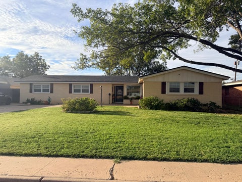 Photo of 1614 E Tate Street, Brownfield, TX 79316 (MLS # 202614517)