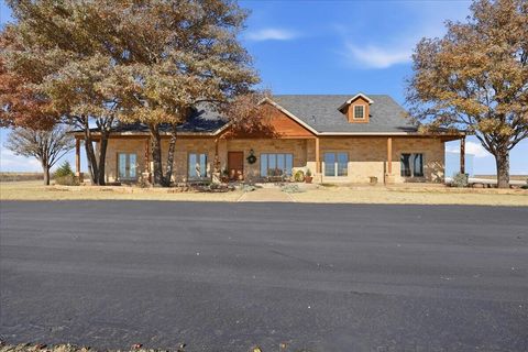 2921 County Road 52 Hart TX 79043