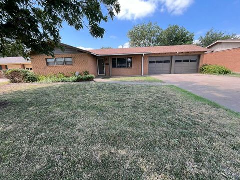 1307 Garland Plainview TX 79072