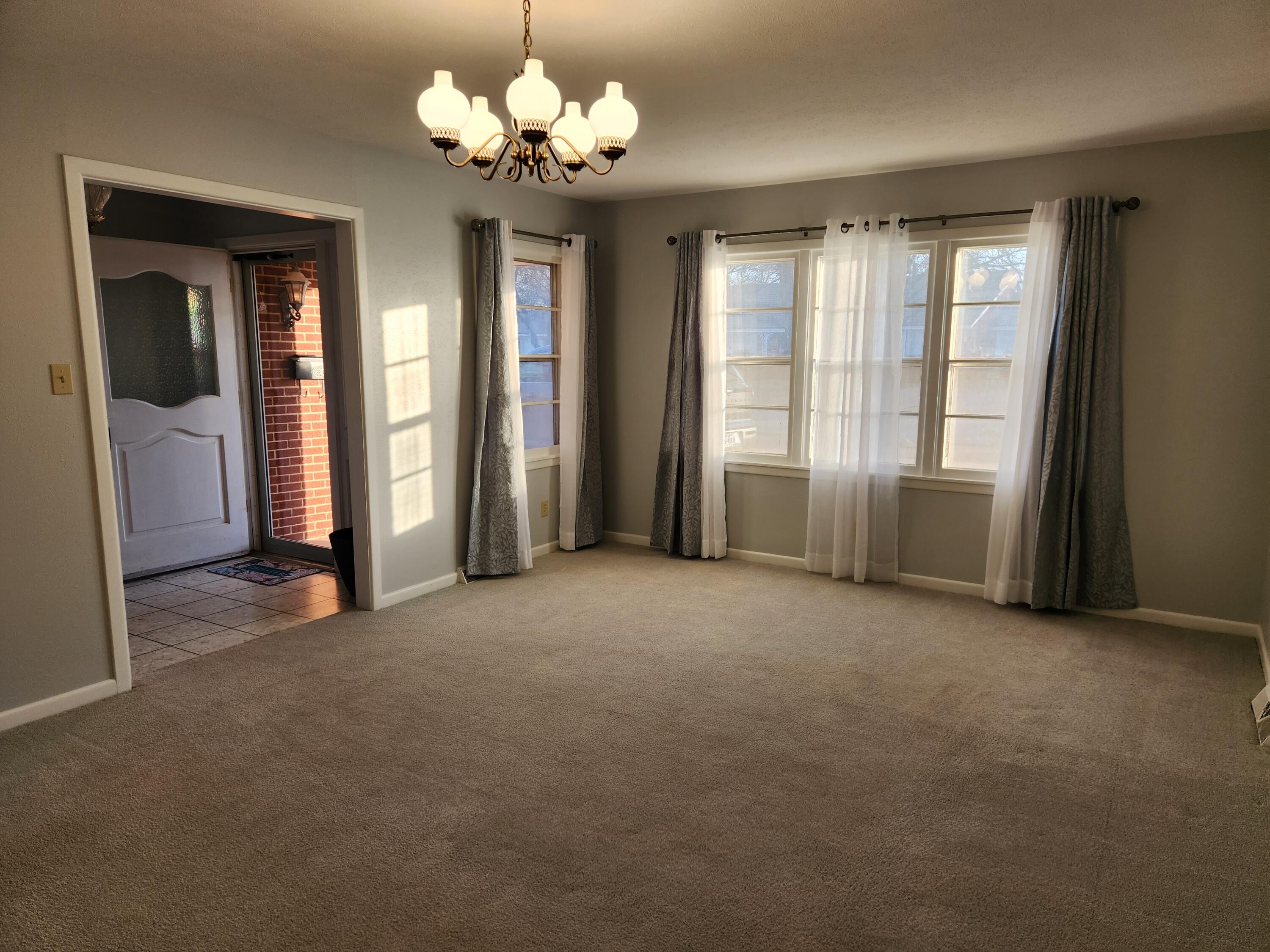 113 E 23rd Street