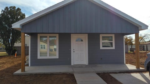 Photo of 1103 14th Street #A, Abernathy, TX 79311 (MLS # 202613370)