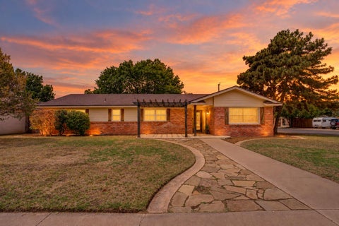 Photo of 6202 Kenosha Drive, Lubbock, TX 79413 (MLS # 202613445)
