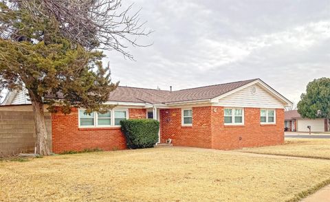 A home in Denver City