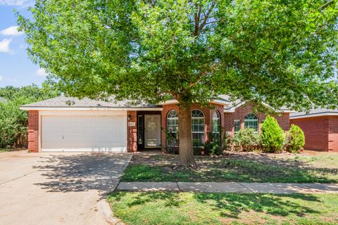Photo of 6806 85th Street, Lubbock, TX 79424 (MLS # 202606521)