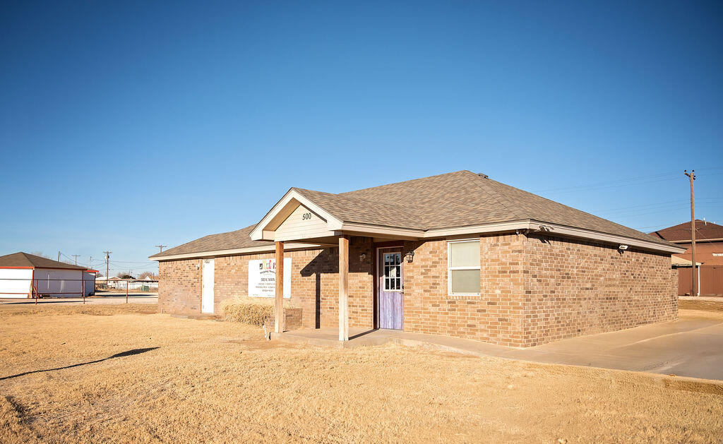 500 N Main Avenue, Denver City, TX, 79323 2 500 N Main Avenue
