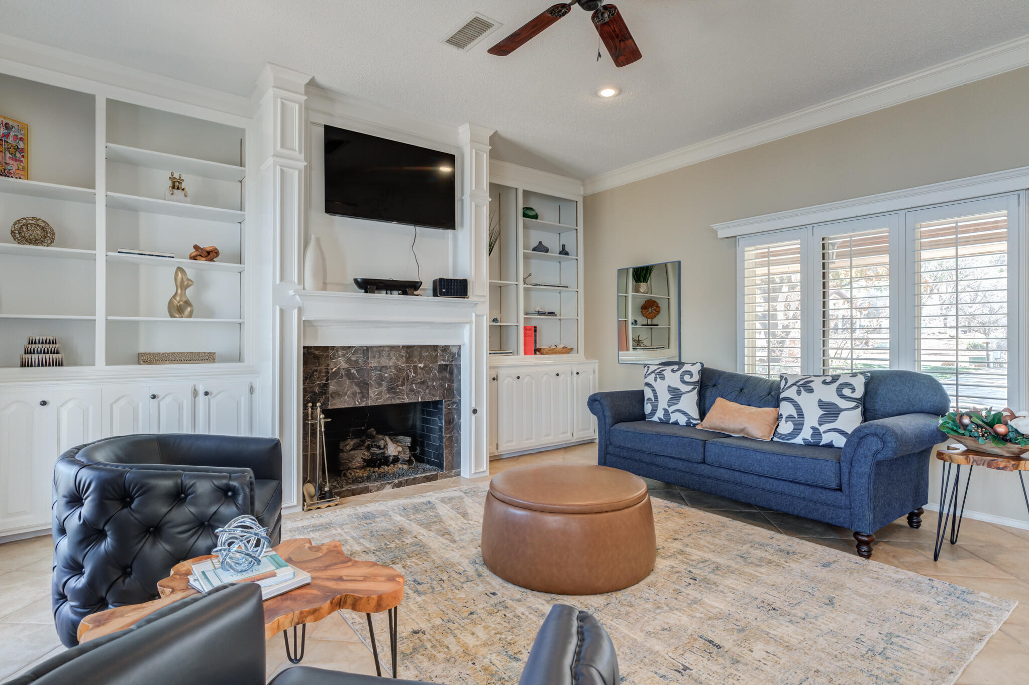 16 S Lakeshore Drive