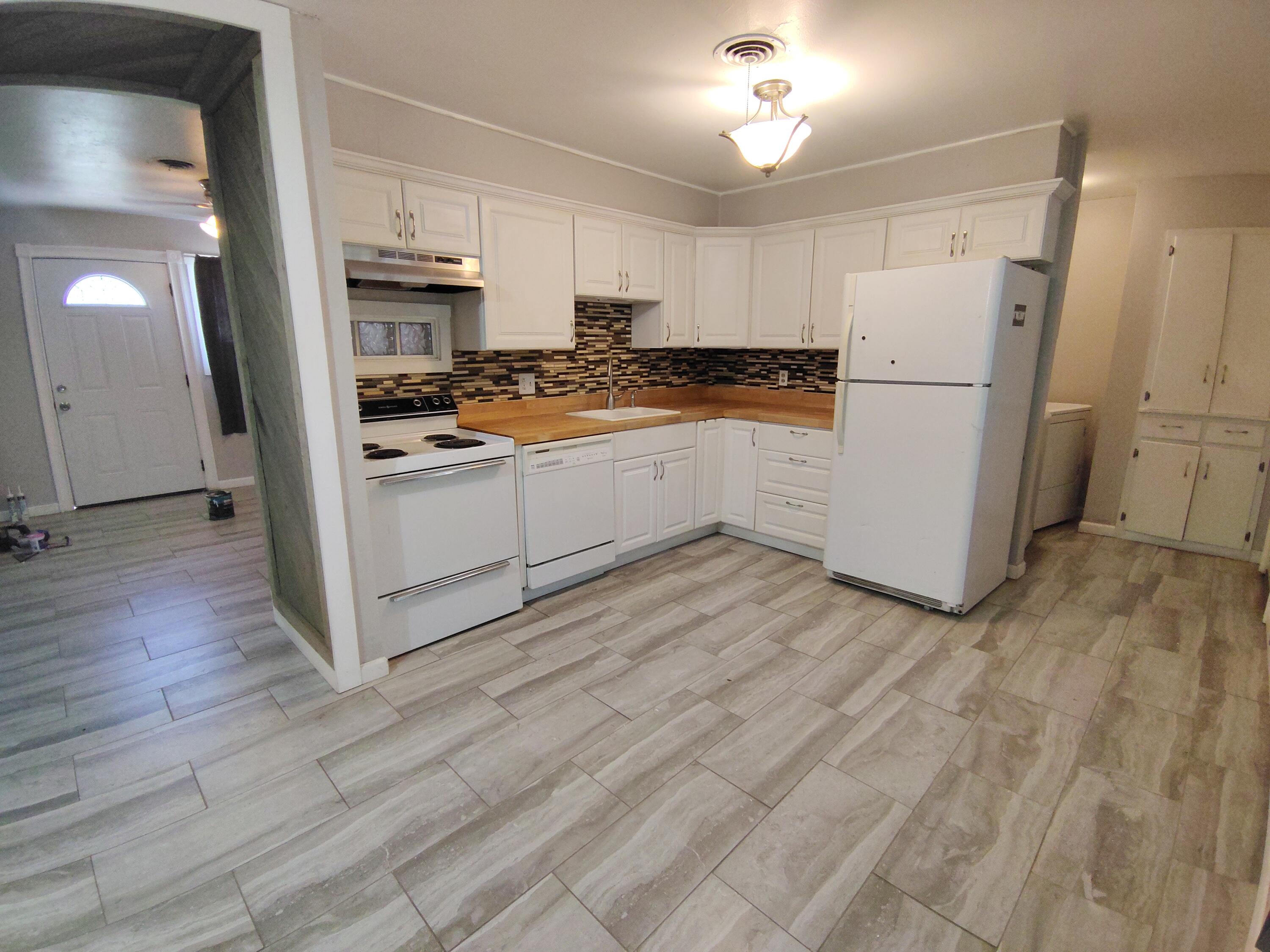 3007 54th Street - Photo 3