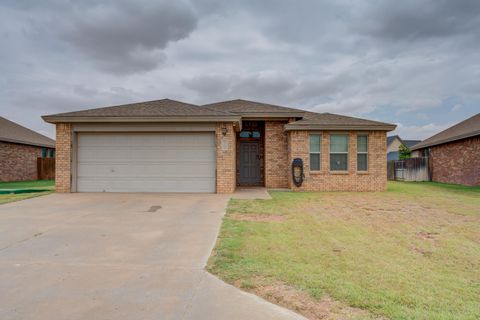 Photo of 5204 Kemper Street, Lubbock, TX 79416 (MLS # 202607414)