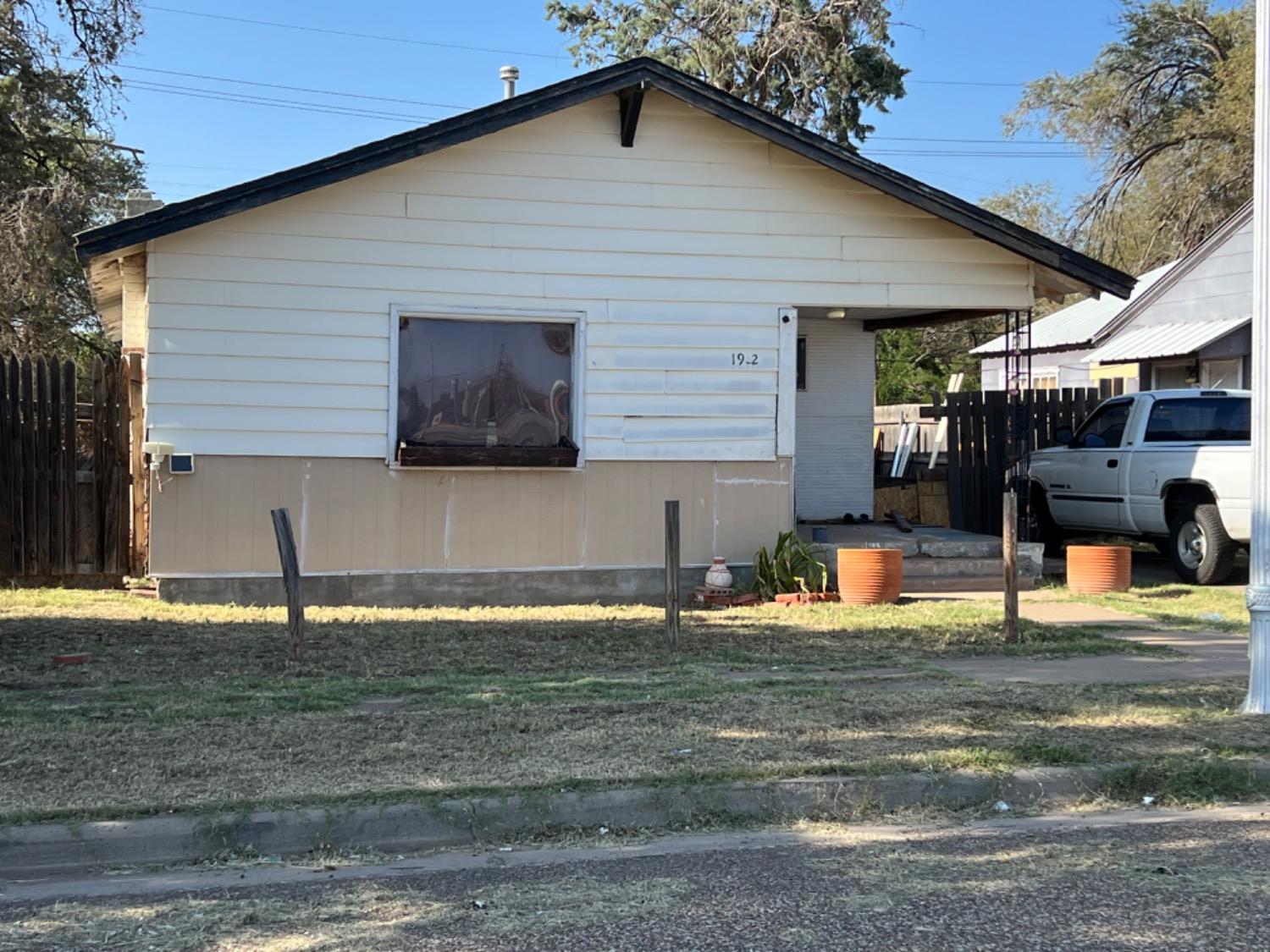 Lubbock, Texas 79401, United States, 2 Bedrooms Bedrooms, ,1 BathroomBathrooms,Residential,Active,50455