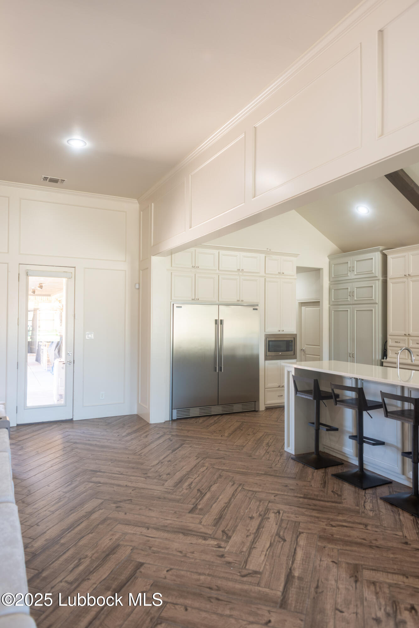 11707 Uxbridge Avenue