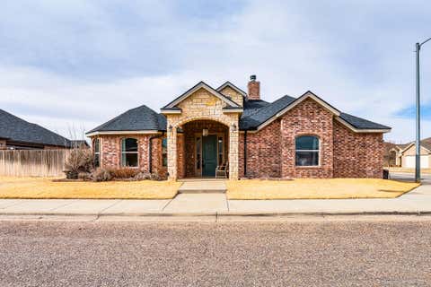 Photo of 1406 N 14th Street, Wolfforth, TX 79382 (MLS # 202608376)