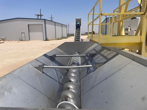 510 US-62 Meadow TX 79345