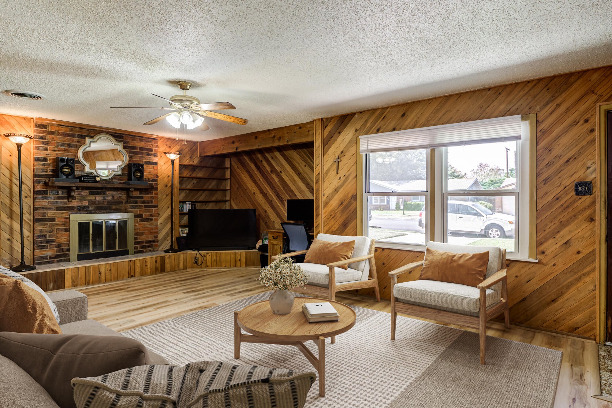 1619 70th Street - Photo 4