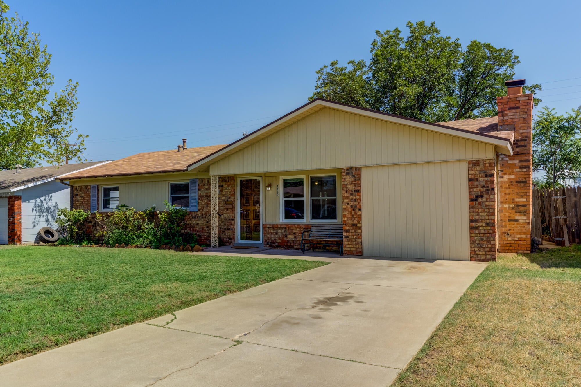 1619 70th Street - Photo 2
