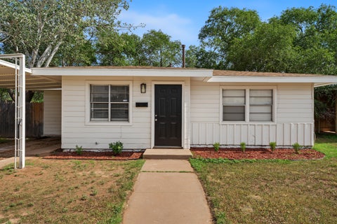 Photo of 3616 32nd Street, Lubbock, TX 79410 (MLS # 202613014)