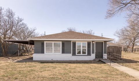 Photo of 2609 Auburn Street, Lubbock, TX 79415 (MLS # 202603153)