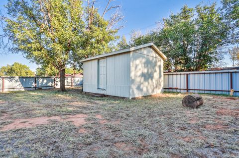 A home in Brownfield