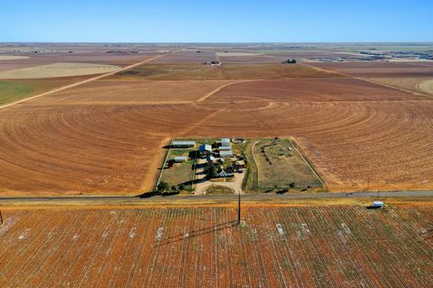 2912 E County Rd 7200 Lubbock TX 79404