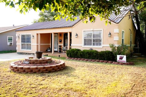 A home in Levelland