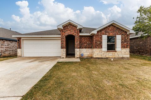 Photo of 2305 150th Street, Lubbock, TX 79423 (MLS # 202605345)