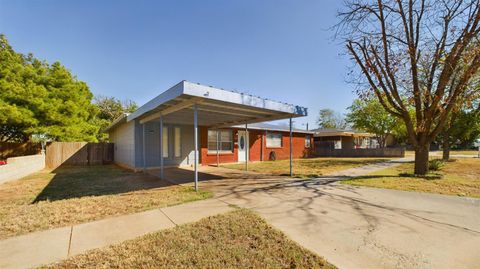 A home in Lamesa