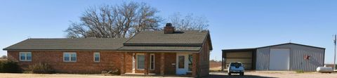 A home in Slaton