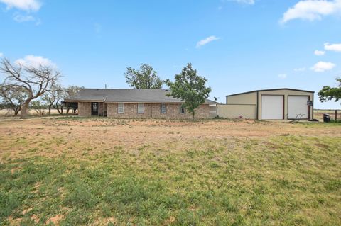 Photo of 18603 Co Rd 3400, Slaton, TX 79364 (MLS # 202608885)