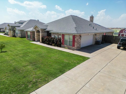 Photo of 3008 125th Street, Lubbock, TX 79423 (MLS # 202608724)