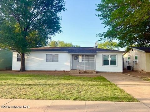 Photo of 4513 51st Street, Lubbock, TX 79414 (MLS # 202603462)