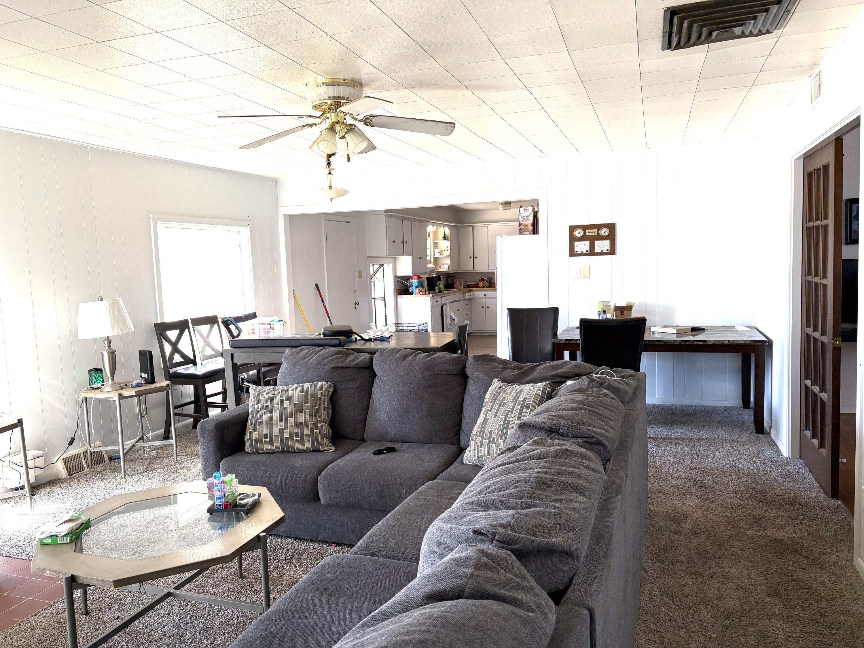 1214 E Broadway Street