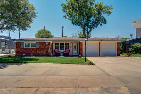 Photo of 3403 48th Street, Lubbock, TX 79413 (MLS # 202608394)