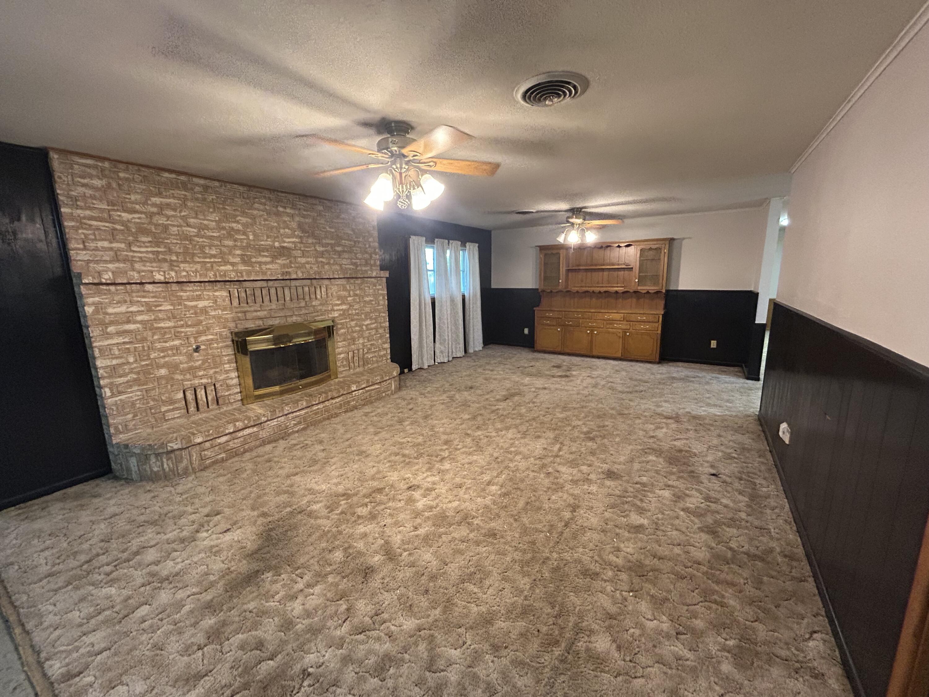 2704 W 16th Street