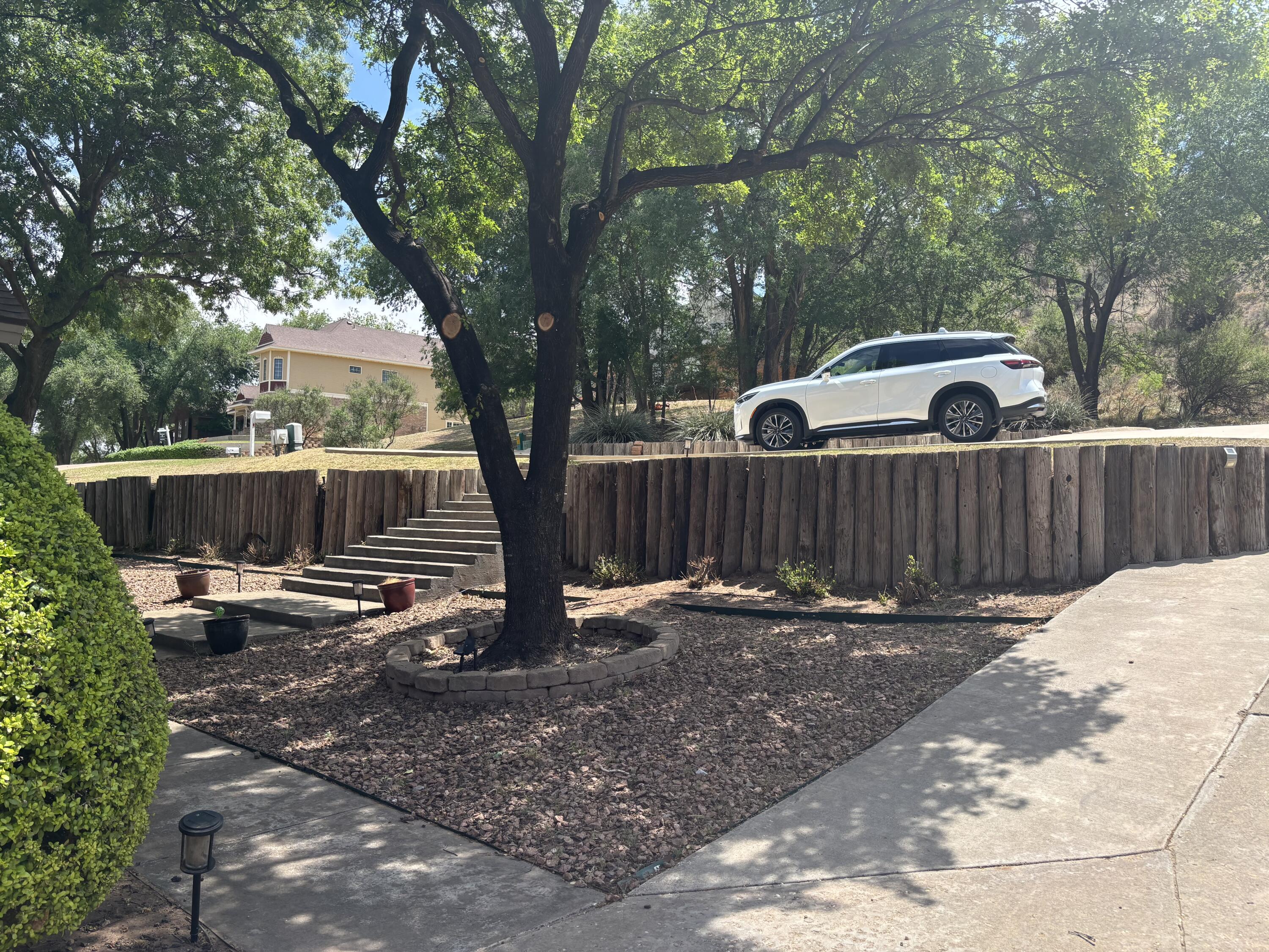 74 S Lakeshore Drive
