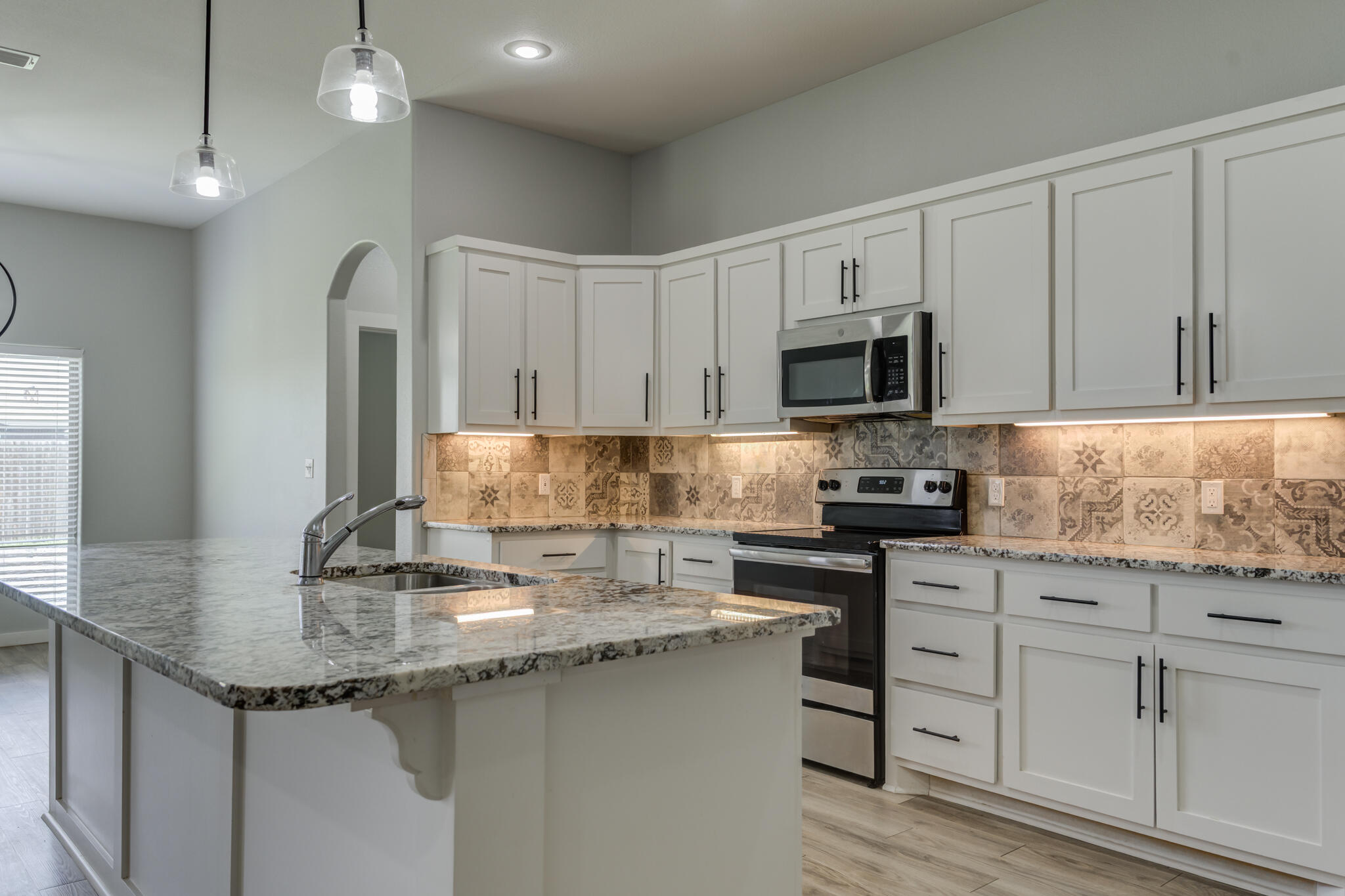 Shallowater, Texas 79363, United States, 3 Bedrooms Bedrooms, ,2 BathroomsBathrooms,Residential,Active,89266