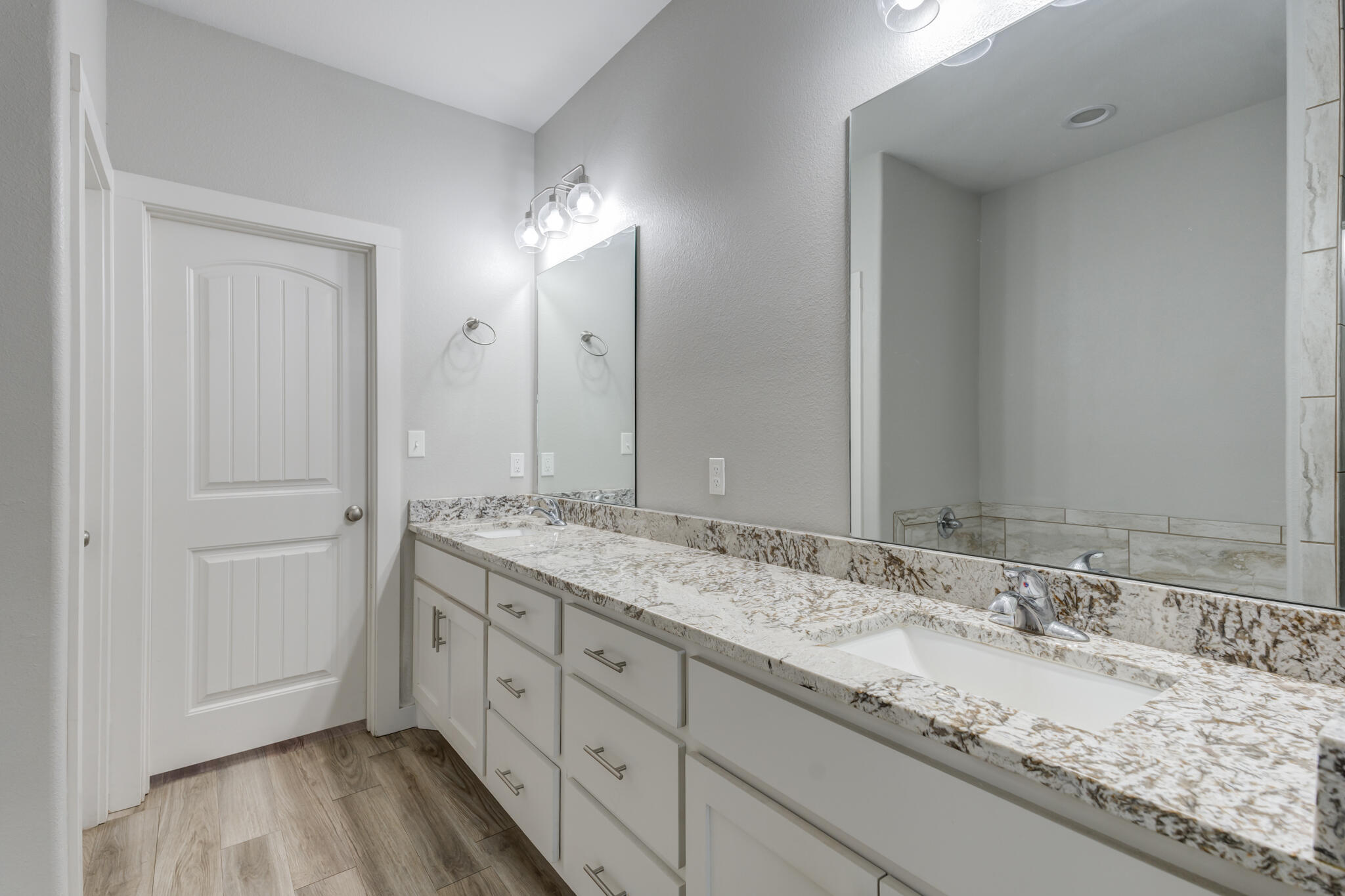 Shallowater, Texas 79363, United States, 3 Bedrooms Bedrooms, ,2 BathroomsBathrooms,Residential,Active,89266