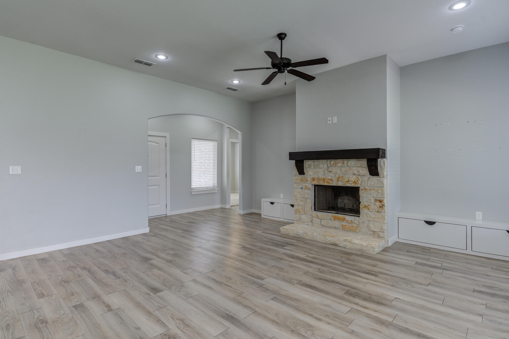 Shallowater, Texas 79363, United States, 3 Bedrooms Bedrooms, ,2 BathroomsBathrooms,Residential,Active,89266