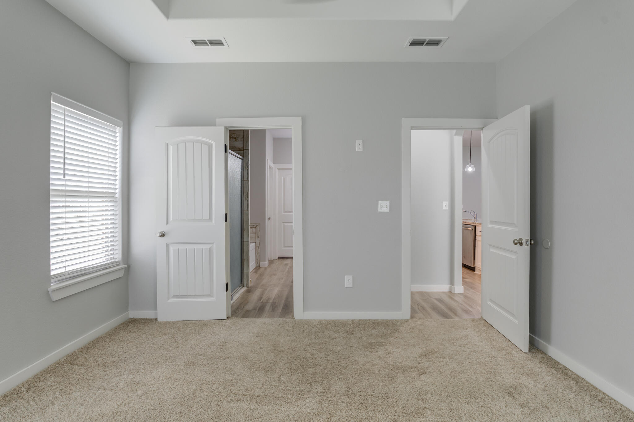 Shallowater, Texas 79363, United States, 3 Bedrooms Bedrooms, ,2 BathroomsBathrooms,Residential,Active,89266