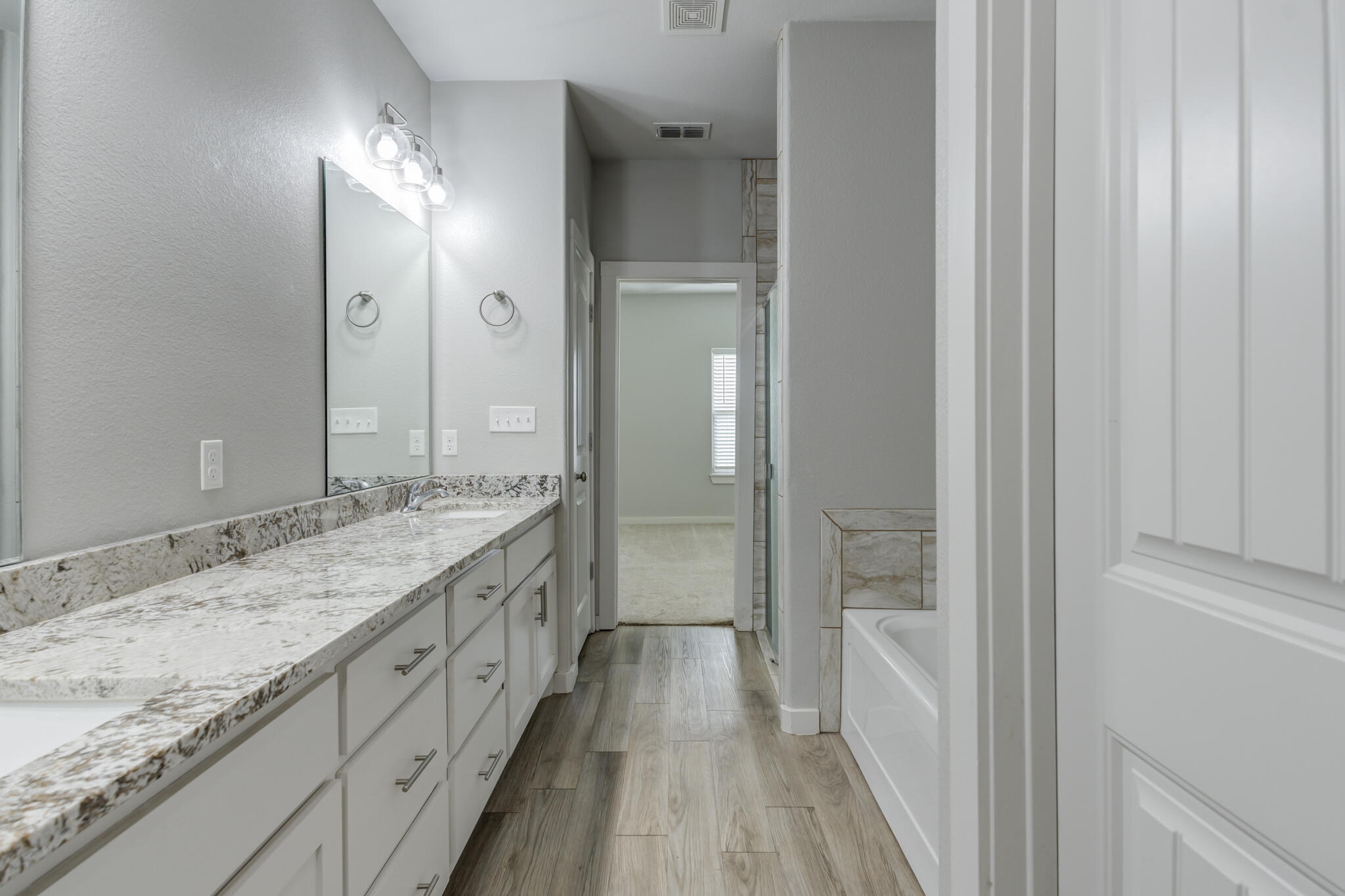 Shallowater, Texas 79363, United States, 3 Bedrooms Bedrooms, ,2 BathroomsBathrooms,Residential,Active,89266