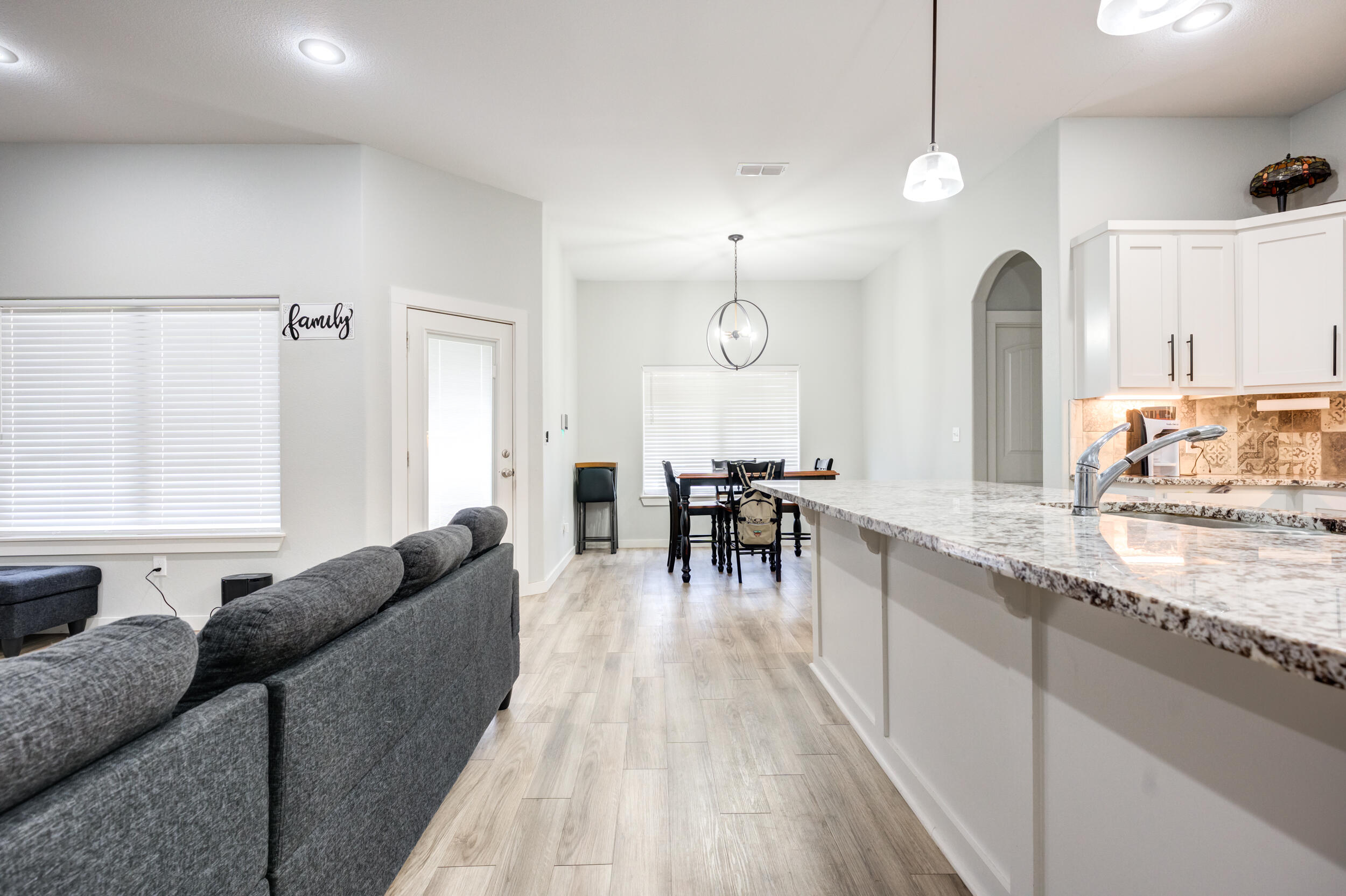 Shallowater, Texas 79363, United States, 3 Bedrooms Bedrooms, ,2 BathroomsBathrooms,Residential,Active,89266