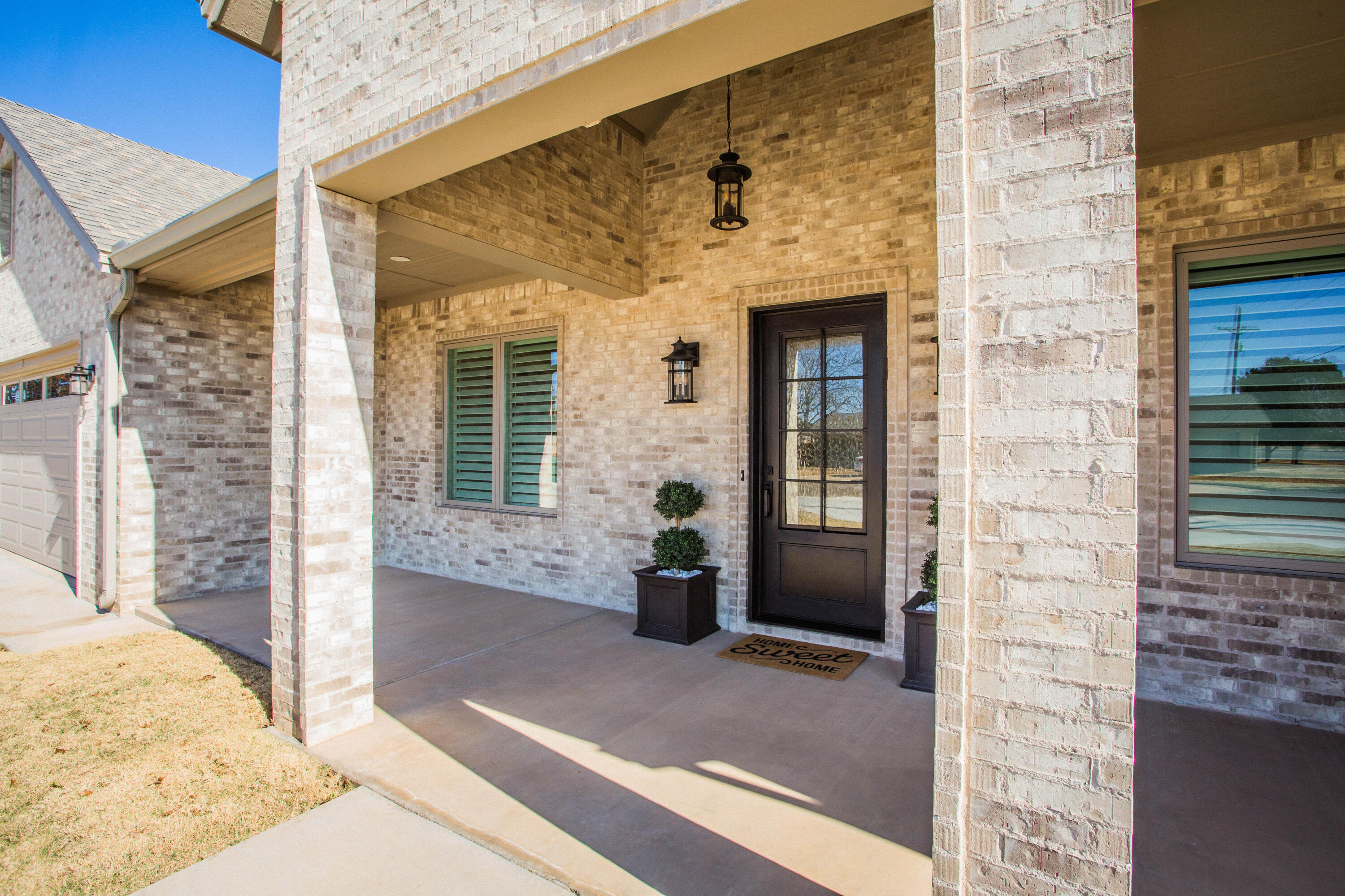 209 S Holliday Street