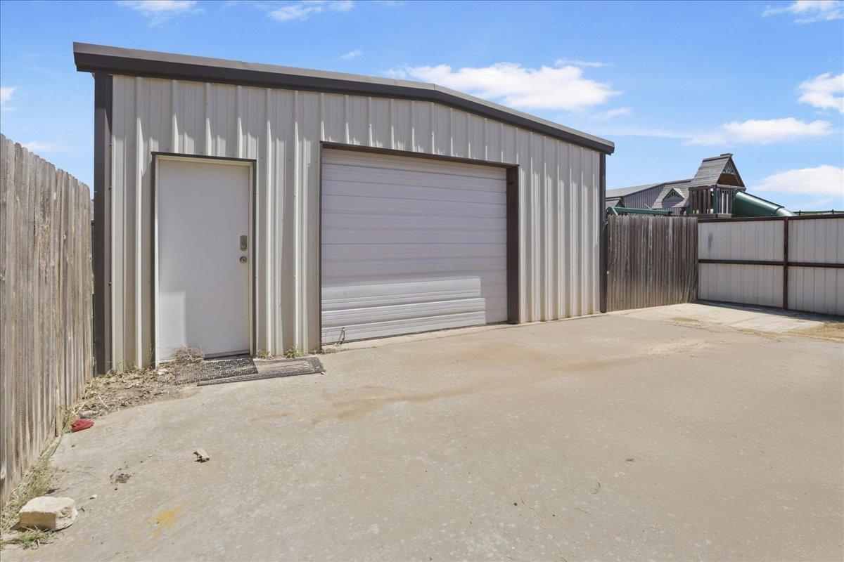 Lubbock, Texas 79424, United States, 4 Bedrooms Bedrooms, ,3 BathroomsBathrooms,Residential,Active,52507