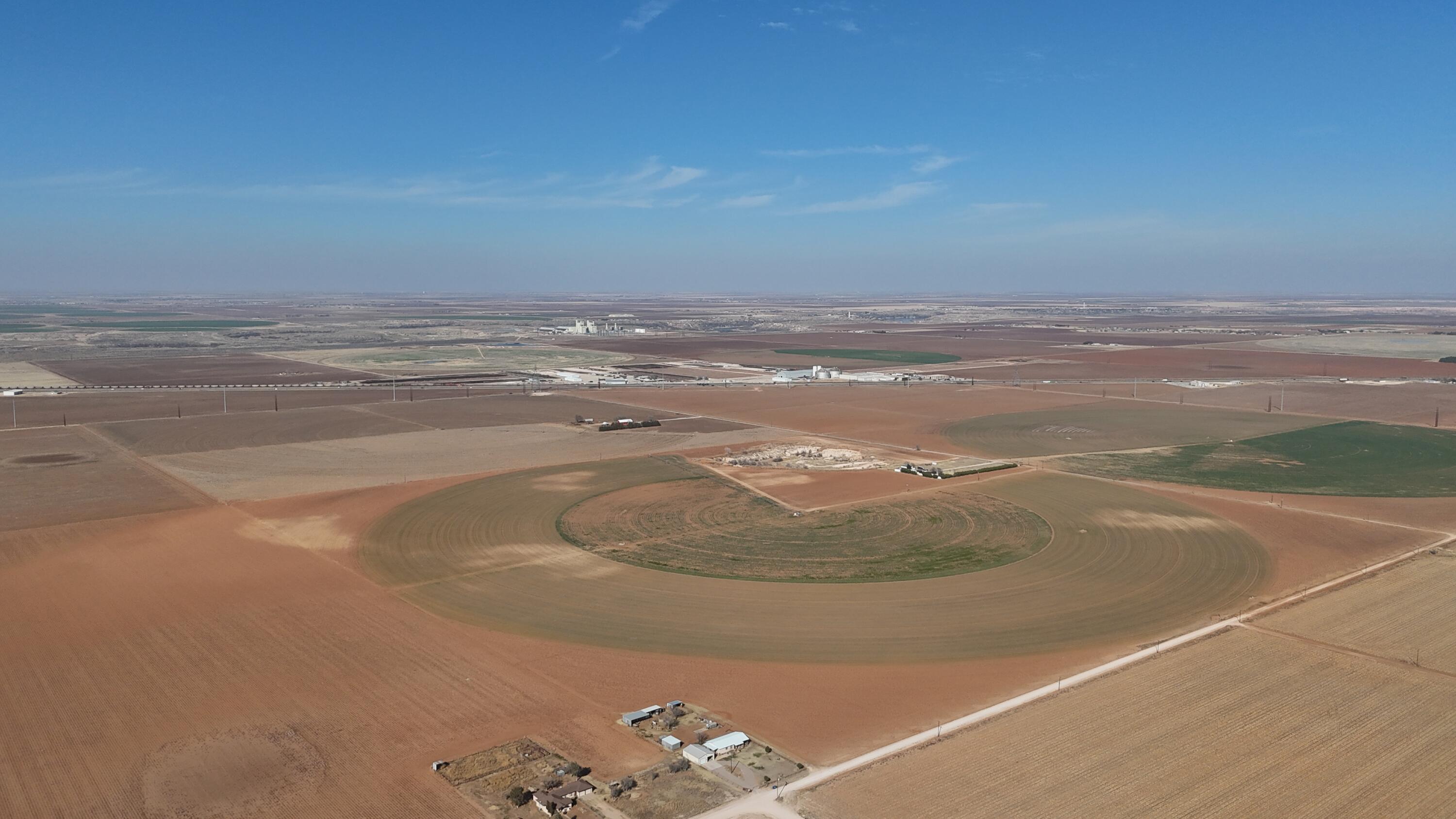 5015 E County Road 7300 Lane