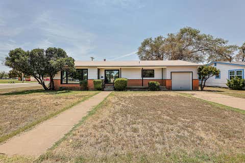 Photo of 4001 45th Street, Lubbock, TX 79413 (MLS # 202610957)