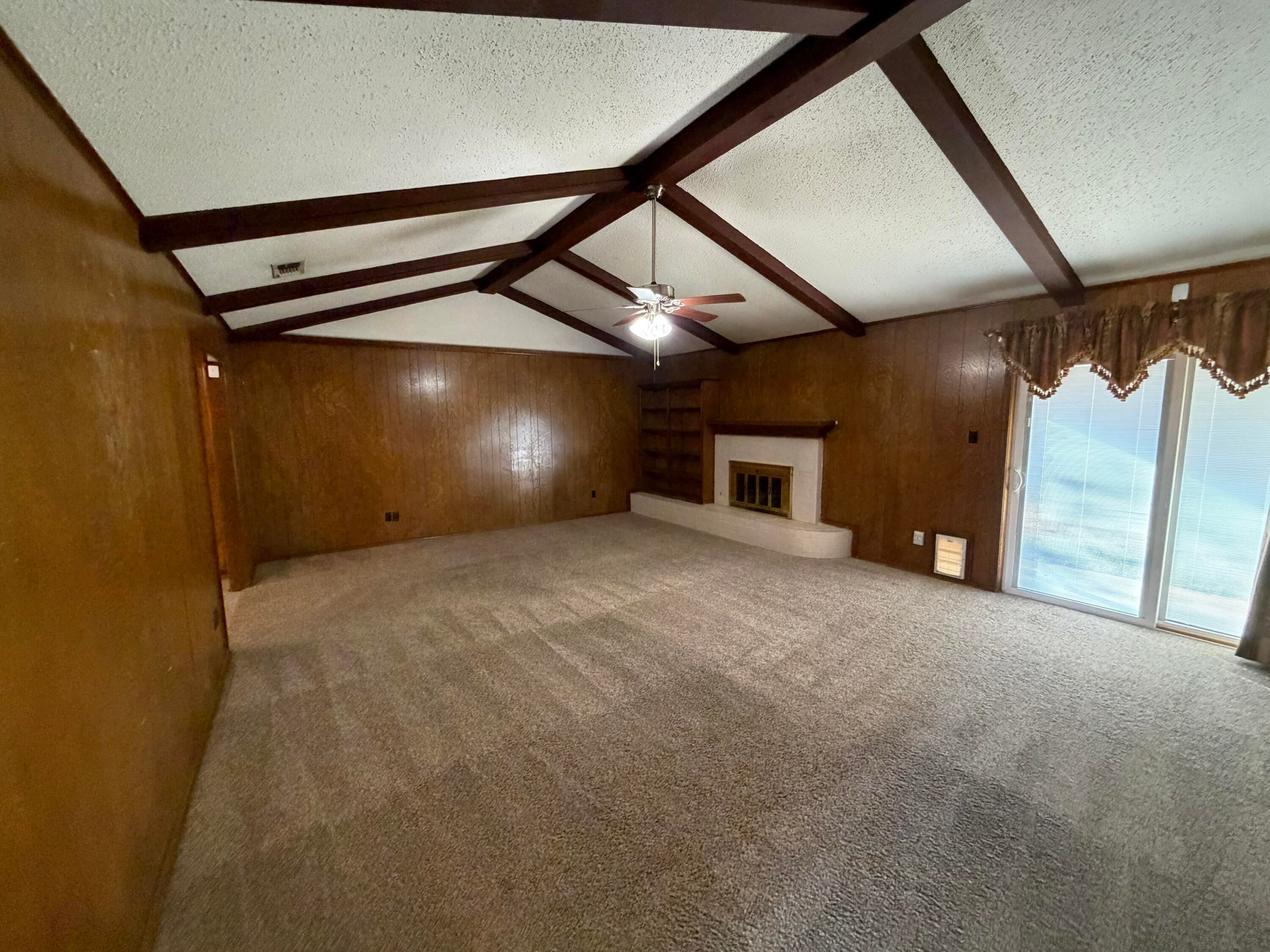 4437 76th Street - Photo 4